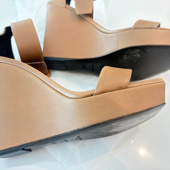 Saint Laurent Leather sandals WITH PLATFORM AND ANKLE STRAP. SiZE 8,5 - Picture 4 of 9